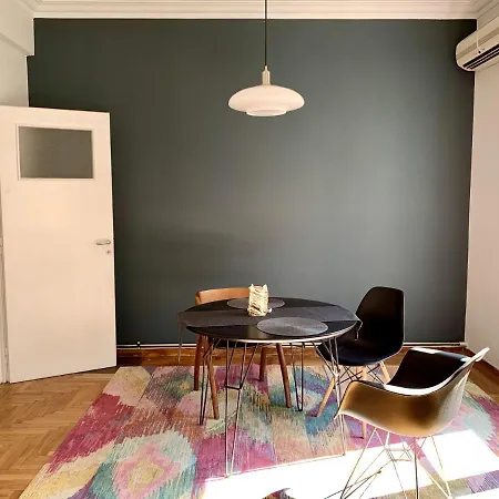 Apartment Fyllis16-sunny Next To Metro Sta