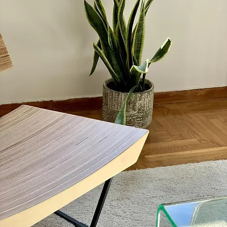 Apartment Fyllis16-sunny Next To Metro Sta Athens